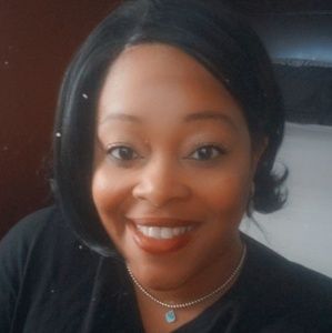 Meet your Posher, Tiffanie